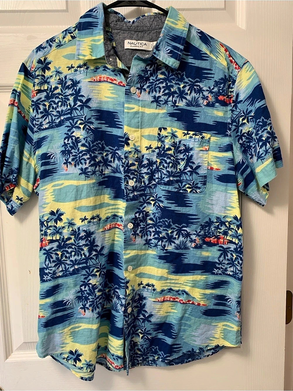 Nautica Men's Tropical Print Shirt in Blue & Green Like New